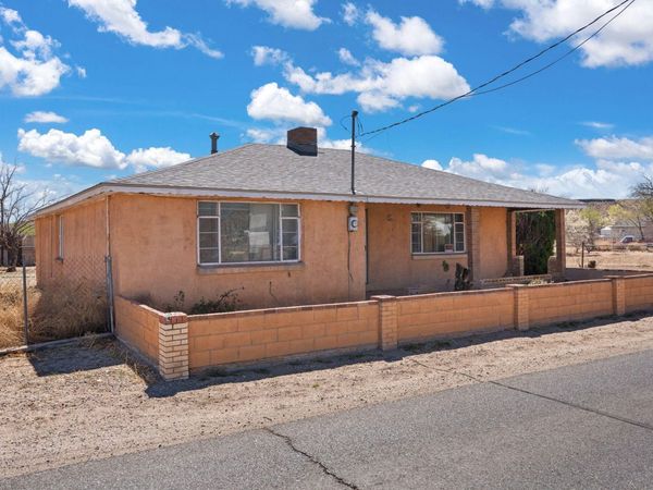 2700 MALPAIS Road SW, Albuquerque, NM 87105