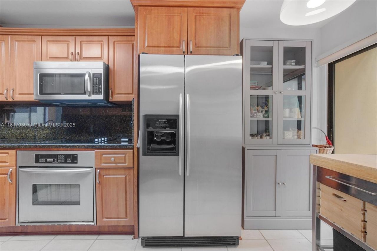 3643 Estepona Ave, Unit B28-A, Doral, FL 33178 Photo