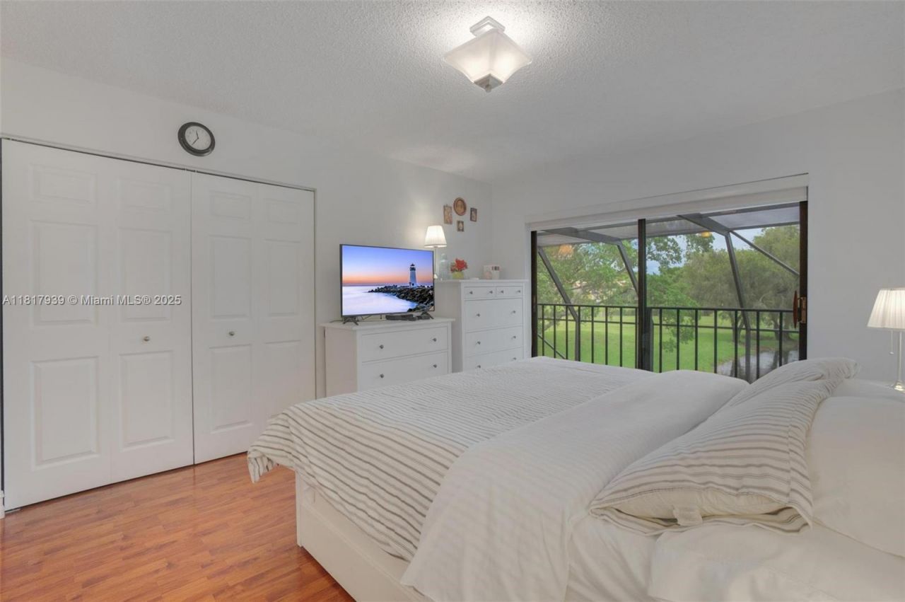 3643 Estepona Ave, Unit B28-A, Doral, FL 33178 Photo