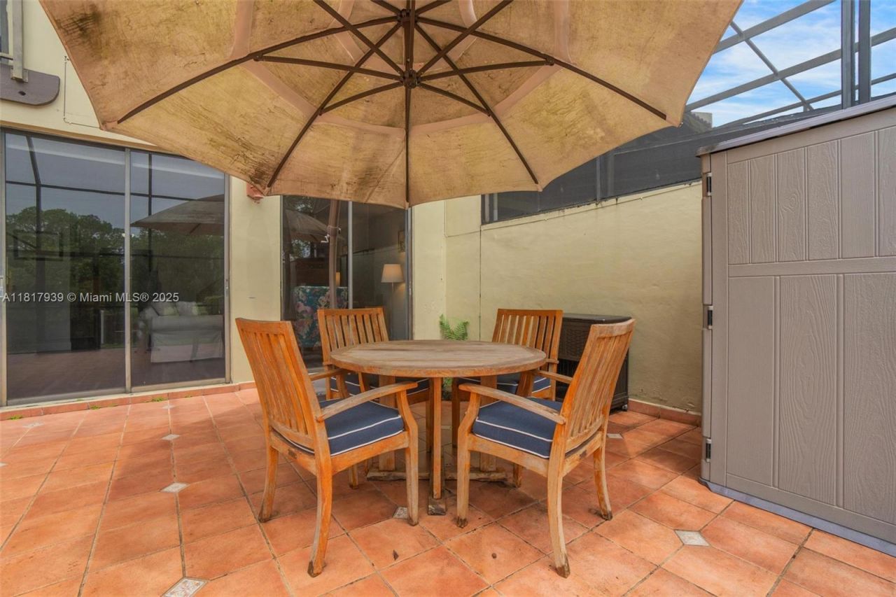 3643 Estepona Ave, Unit B28-A, Doral, FL 33178 Photo