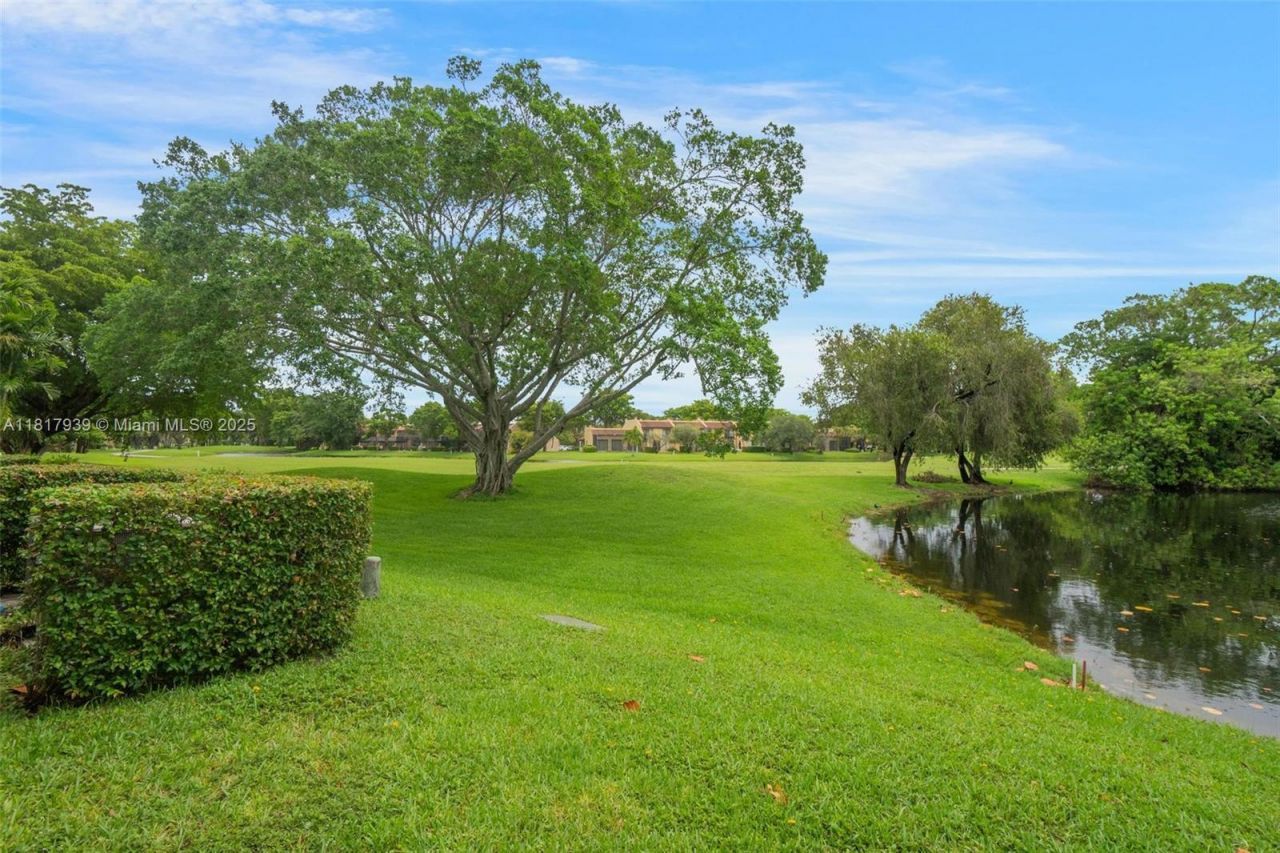 3643 Estepona Ave, Unit B28-A, Doral, FL 33178 Photo