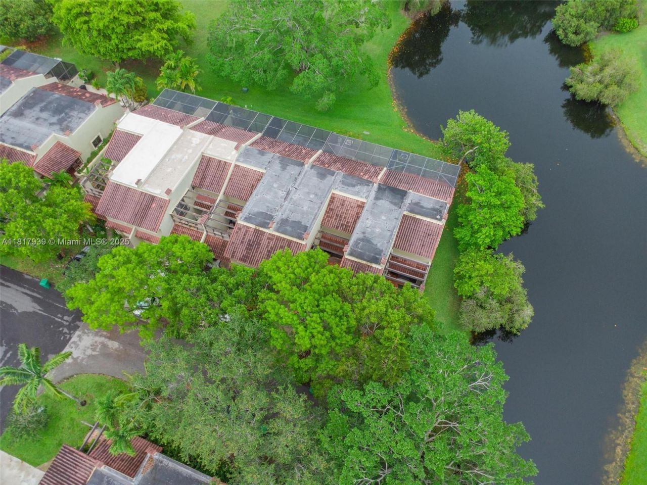 3643 Estepona Ave, Unit B28-A, Doral, FL 33178 Photo