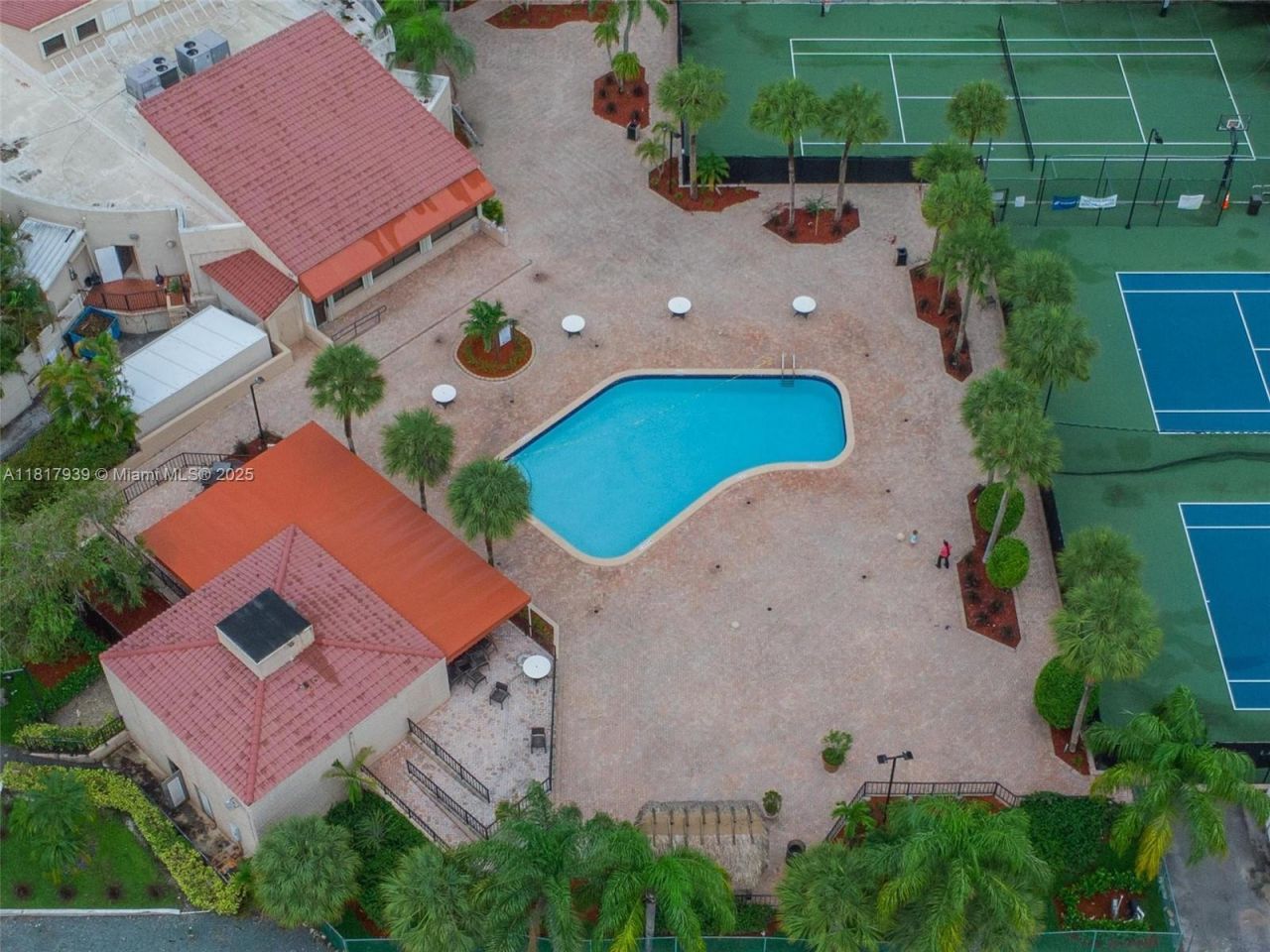 3643 Estepona Ave, Unit B28-A, Doral, FL 33178 Photo