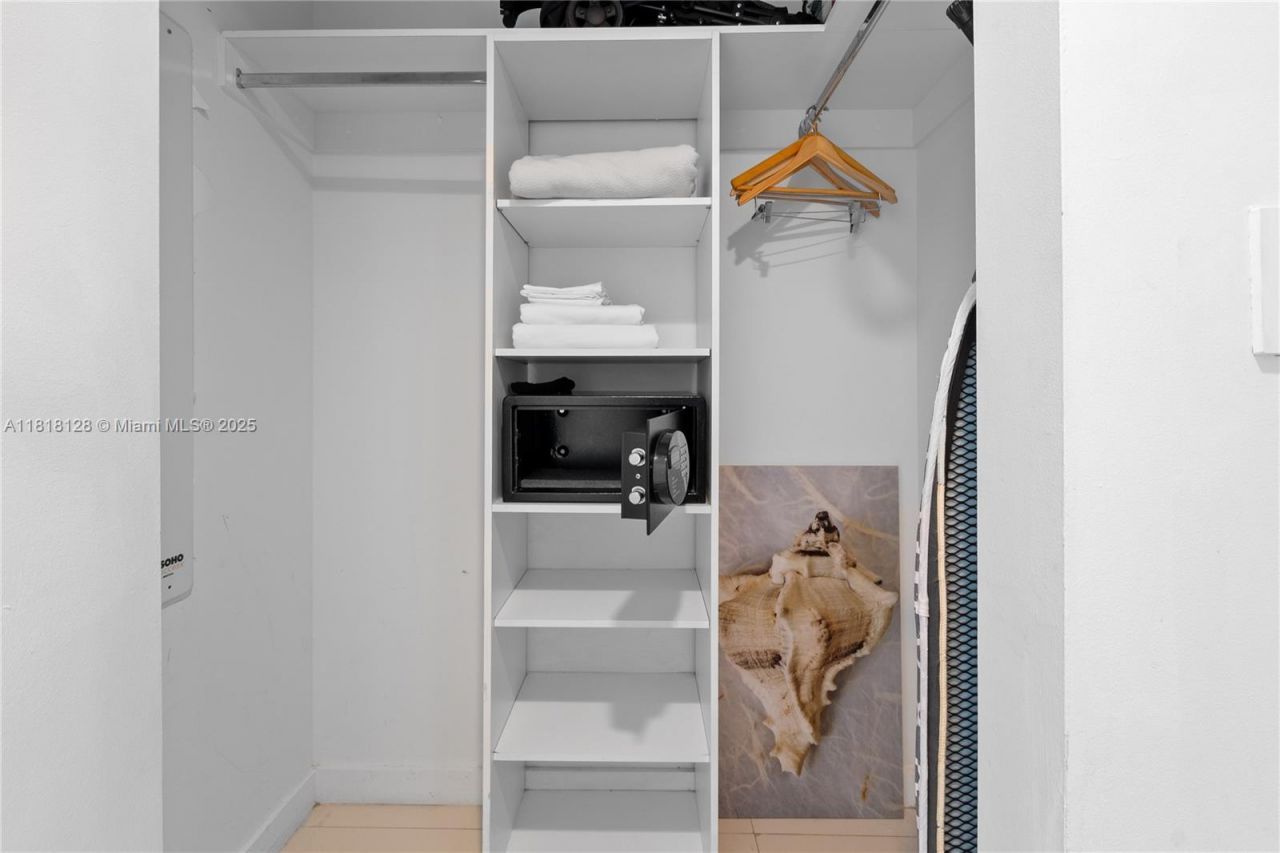 2602 E Hallandale Beach Blvd, Unit R2805, Hallandale Beach, FL 33009 Photo