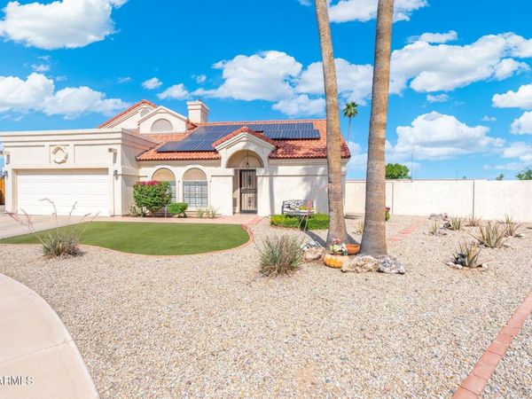 7503 W JULIE Drive, Glendale, AZ 85308