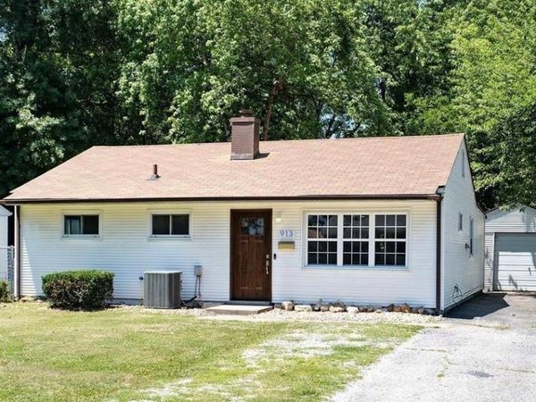 913 N 38th Street, Belleville, IL 62226