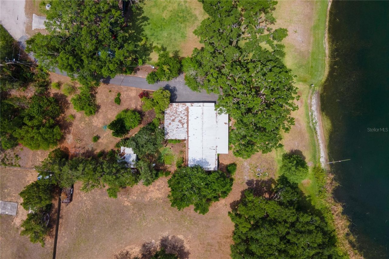 1451 Osceola Avenue, Tavares, FL 32778 Photo