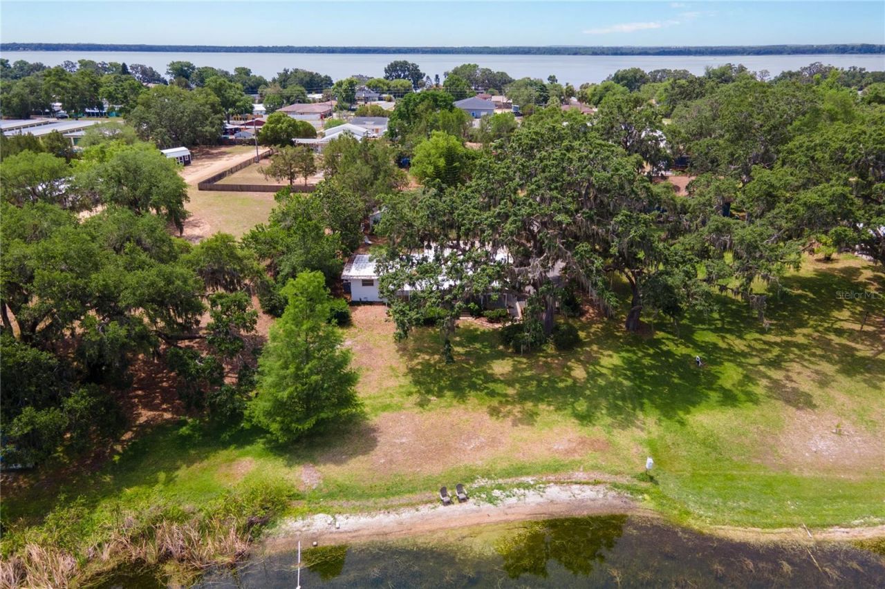 1451 Osceola Avenue, Tavares, FL 32778 Photo
