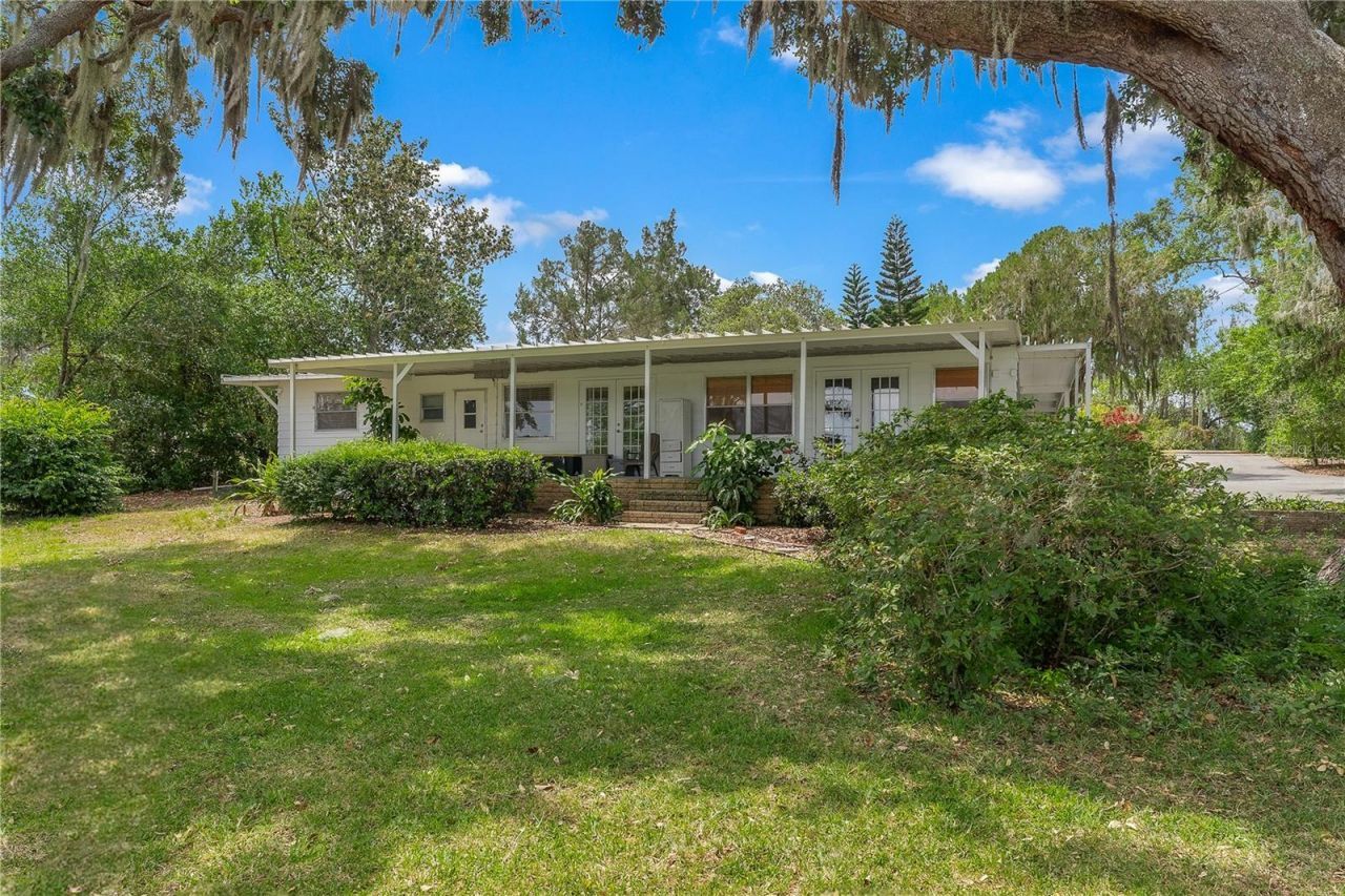 1451 Osceola Avenue, Tavares, FL 32778 Photo