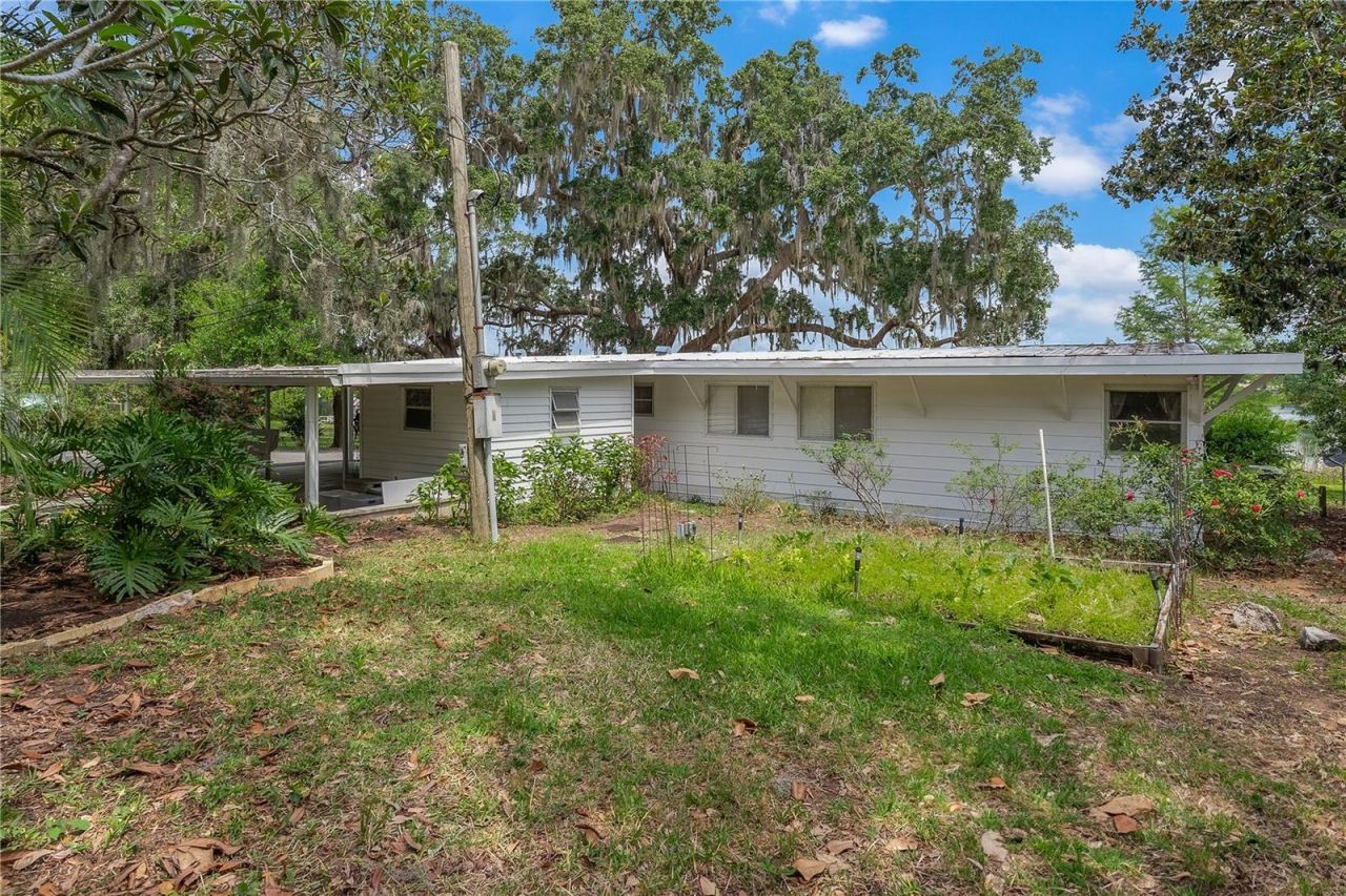 1451 Osceola Avenue, Tavares, FL 32778 Photo