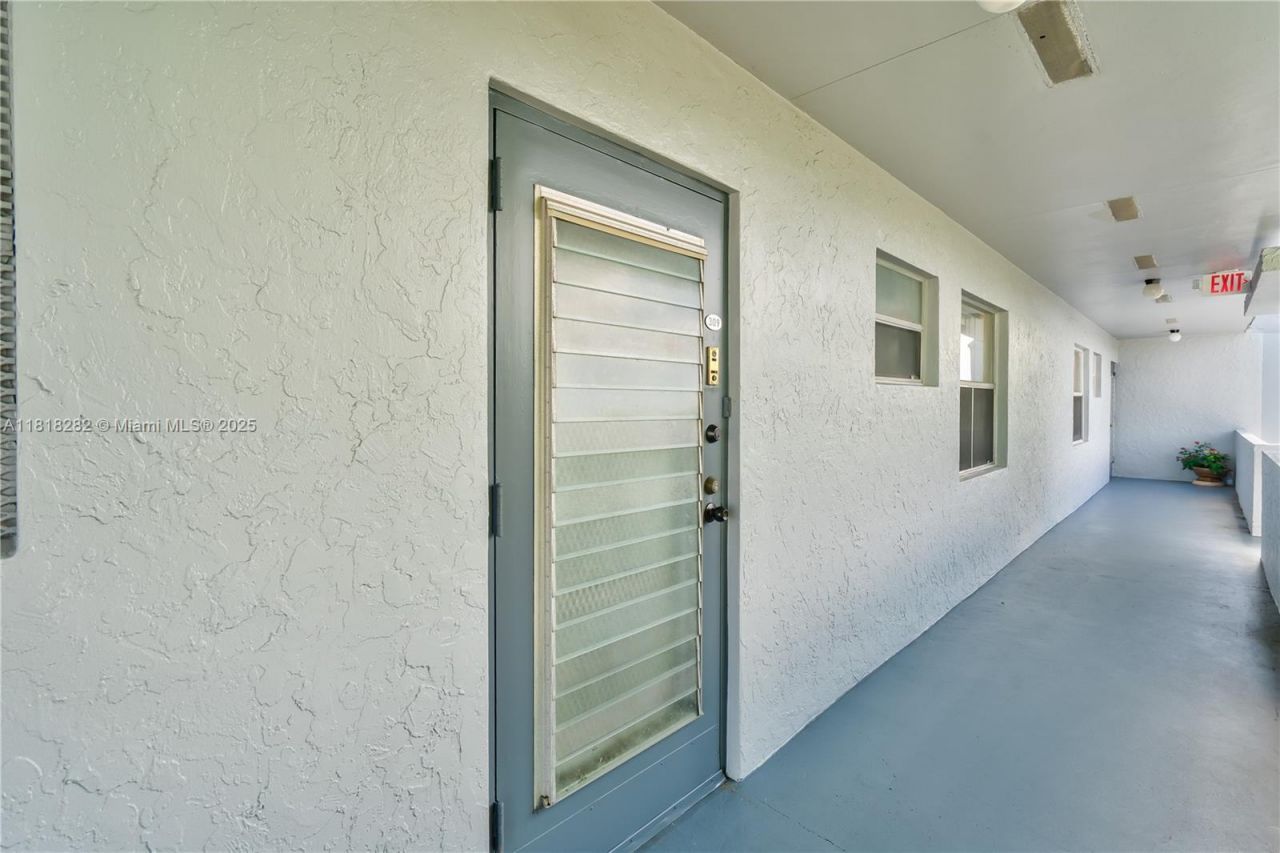 8350 Sands Point Blvd, Unit E309, Tamarac, FL 33321 Photo