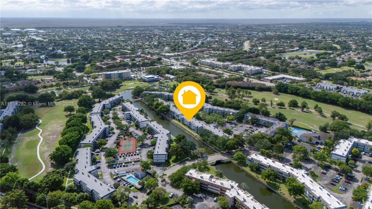 8350 Sands Point Blvd, Unit E309, Tamarac, FL 33321 Photo