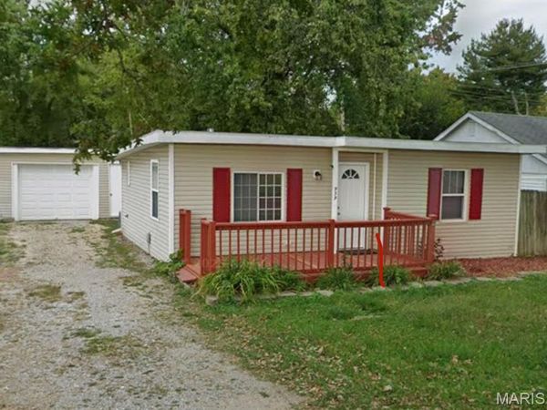 939 Green Mount Lane, Belleville, IL 62220