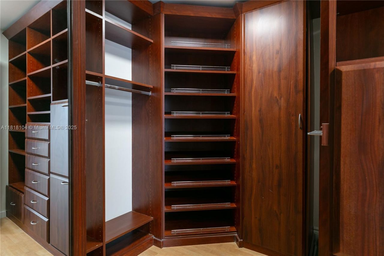 21150 Point Place, Unit LPH 2902, Aventura, FL 33180 Photo