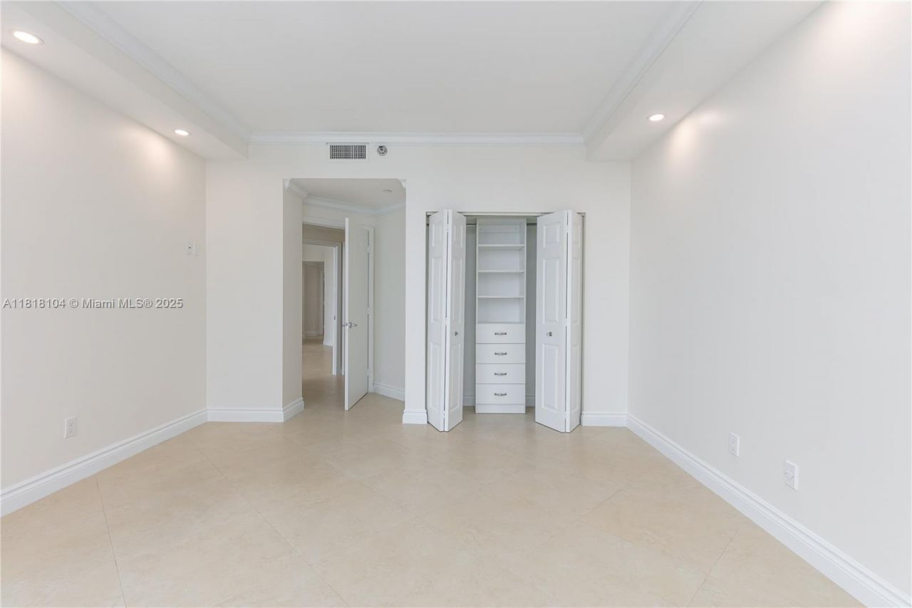 21150 Point Place, Unit LPH 2902, Aventura, FL 33180 Photo