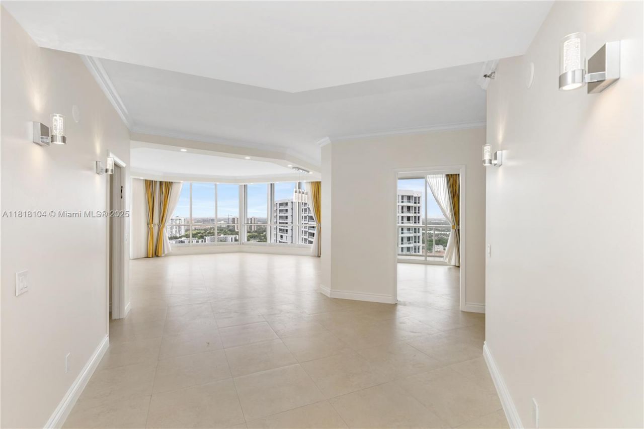 21150 Point Place, Unit LPH 2902, Aventura, FL 33180 Photo