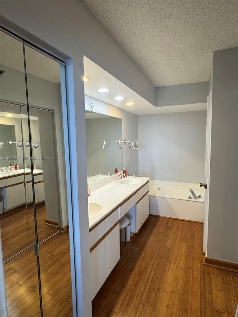 3400 NE 192nd St, Unit LPH3, Aventura, FL 33180 Photo