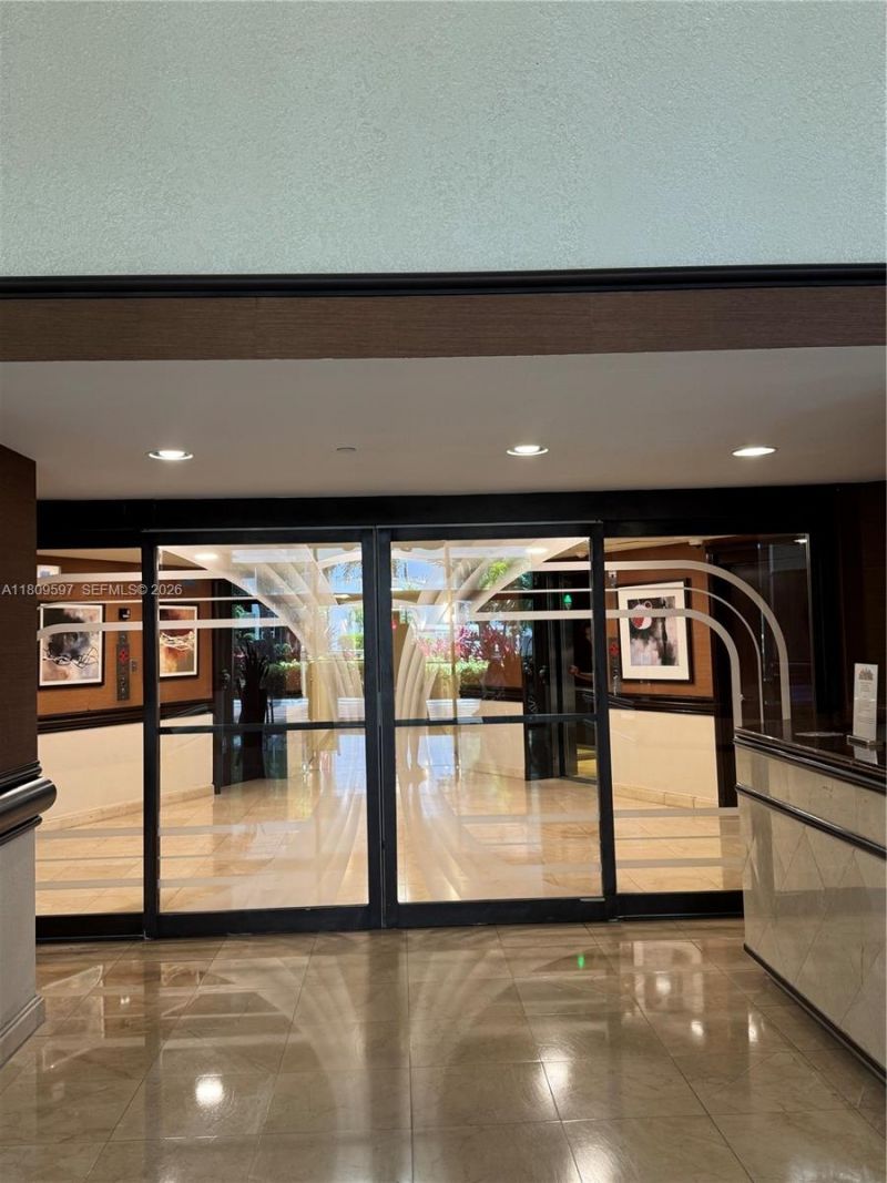 3400 NE 192nd St, Unit LPH3, Aventura, FL 33180 Photo