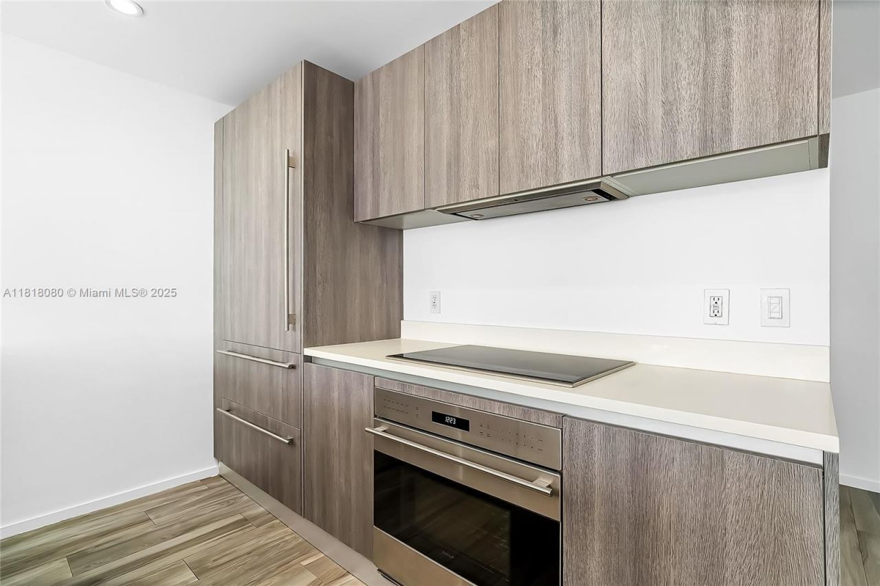 801 S Miami Ave, Unit 3704, Miami, FL 33130 Photo