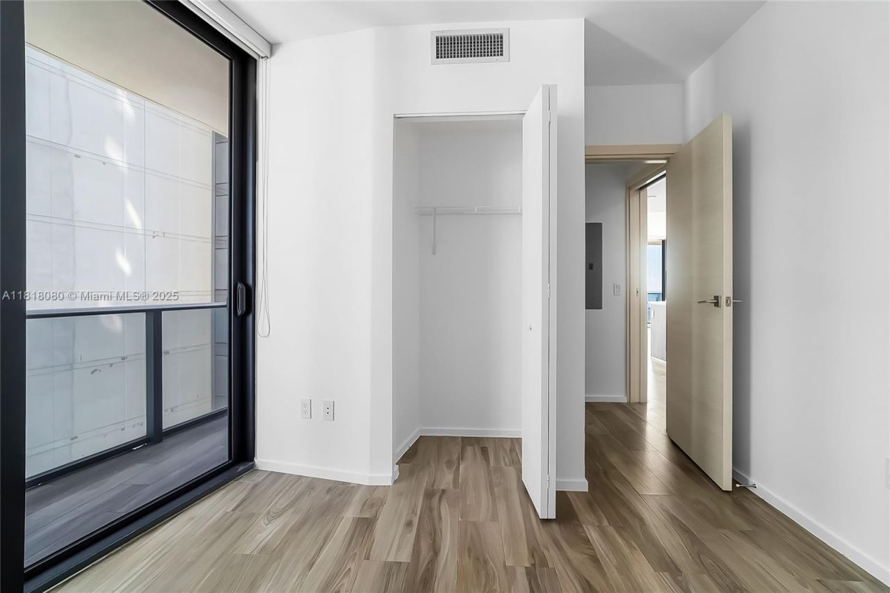 801 S Miami Ave, Unit 3704, Miami, FL 33130 Photo