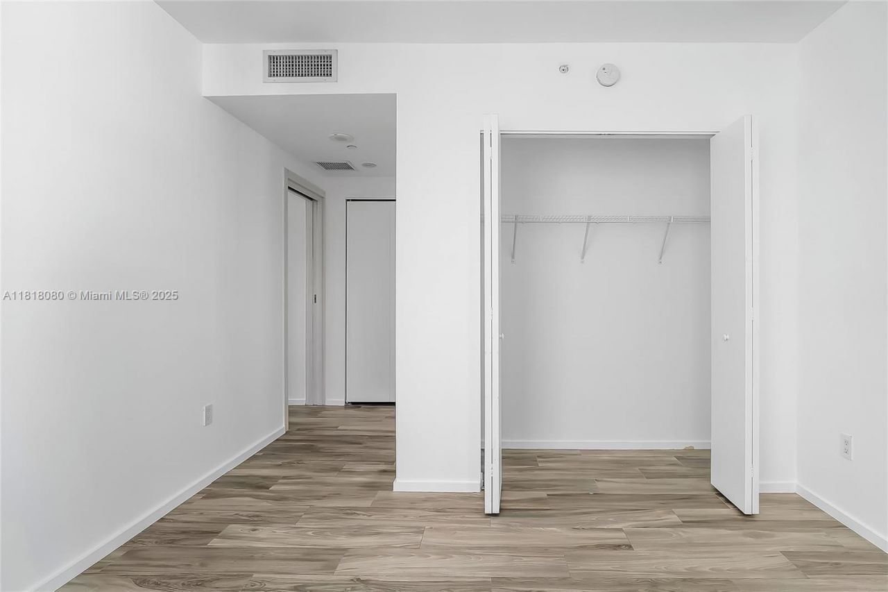 801 S Miami Ave, Unit 3704, Miami, FL 33130 Photo