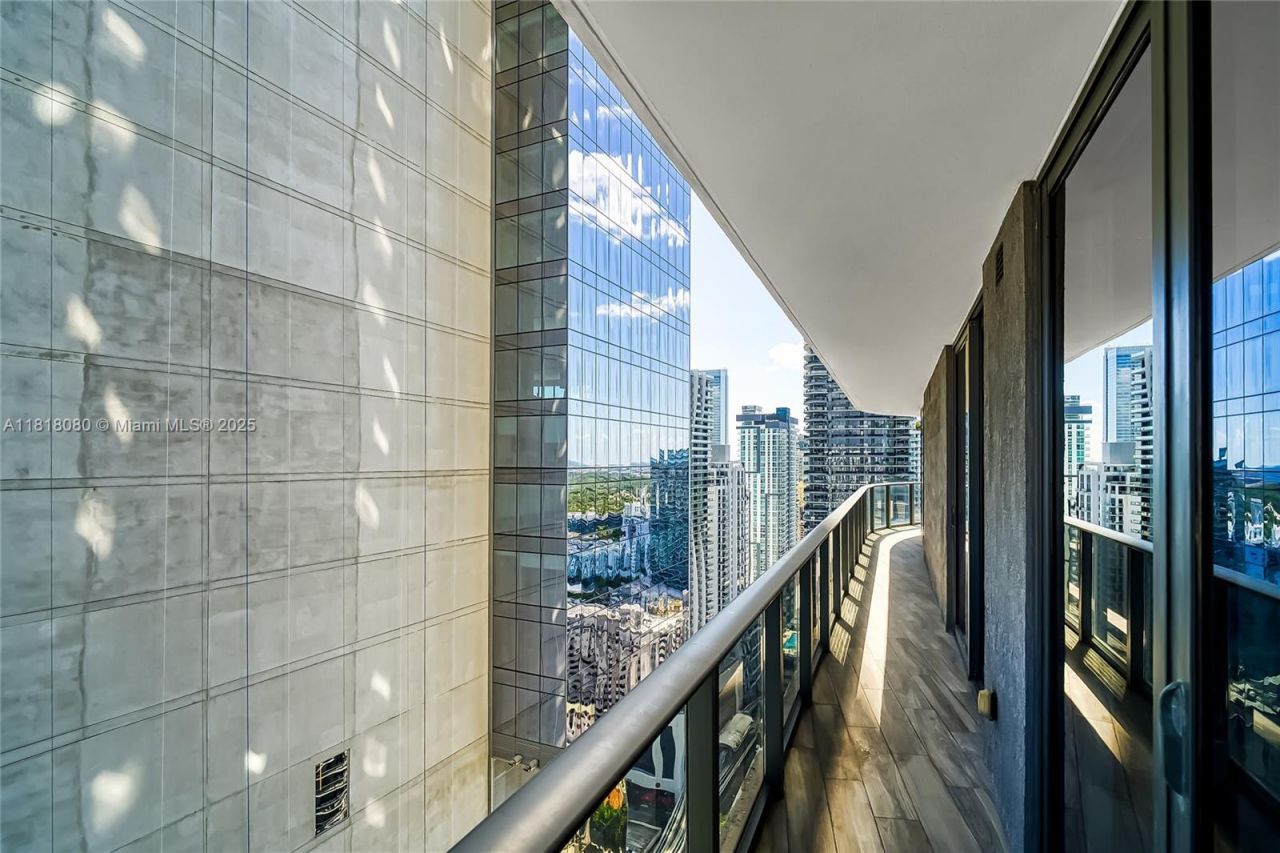 801 S Miami Ave, Unit 3704, Miami, FL 33130 Photo