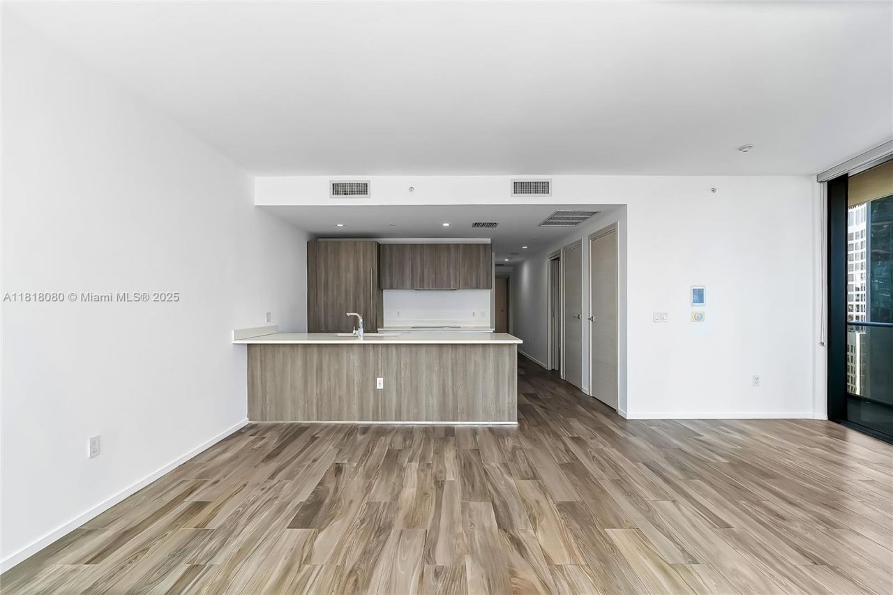 801 S Miami Ave, Unit 3704, Miami, FL 33130 Photo