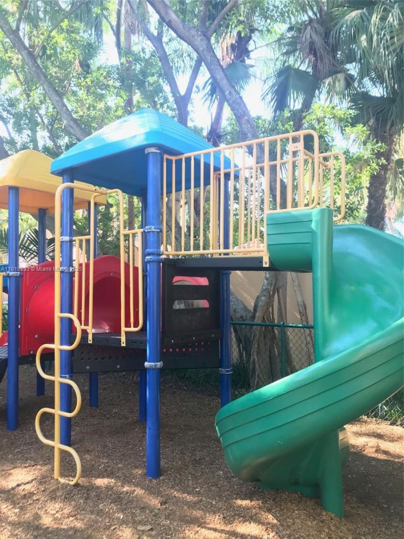 19801 E Country Club Dr, Unit 4-603, Aventura, FL 33180 Photo