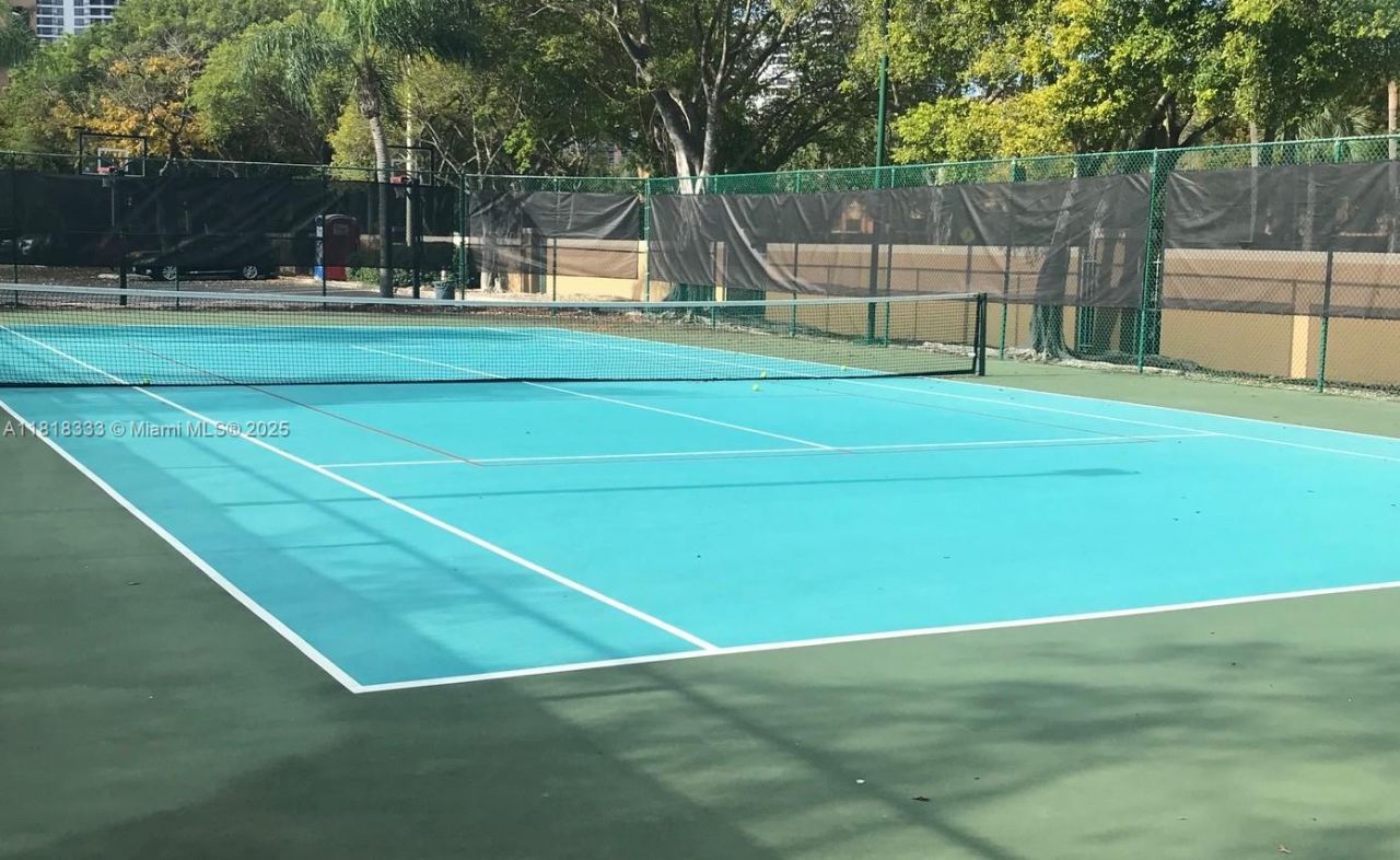 19801 E Country Club Dr, Unit 4-603, Aventura, FL 33180 Photo