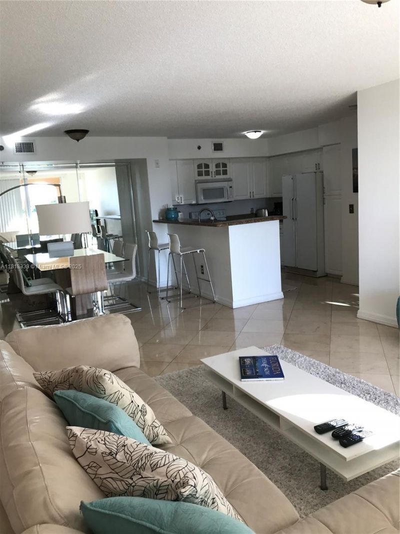 19801 E Country Club Dr, Unit 4-603, Aventura, FL 33180 Photo