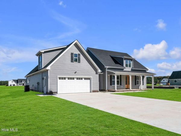 123 Copper Run Loop, South Mills, NC 27976