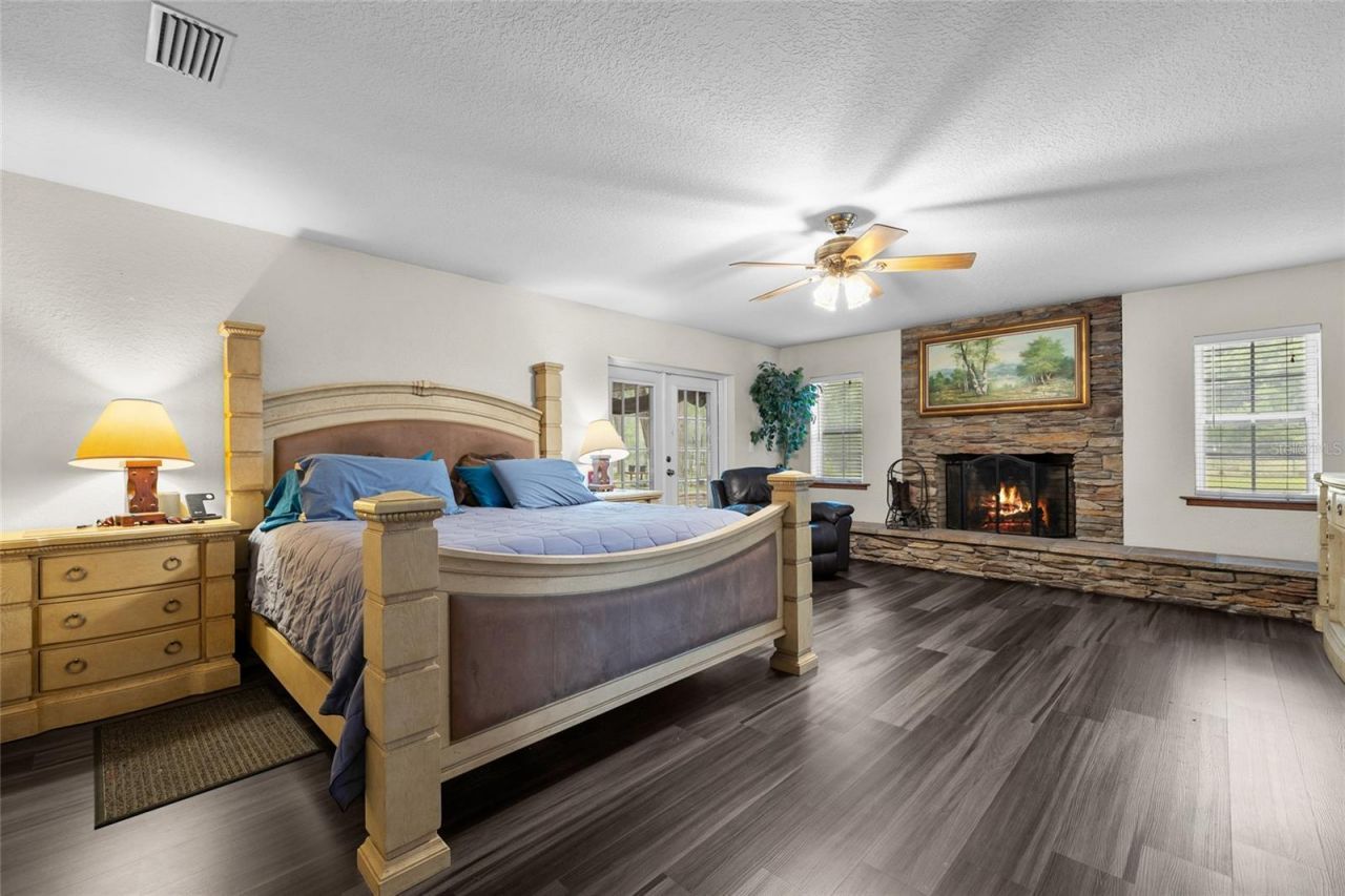 1827 SW Shiloh Street, Fort White, FL 32038 Photo