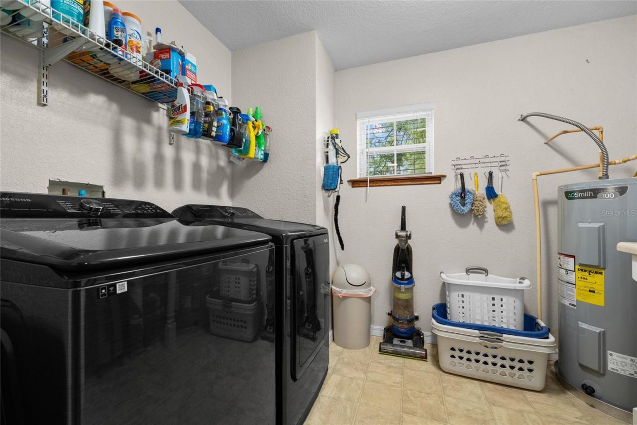 1827 SW Shiloh Street, Fort White, FL 32038 Photo