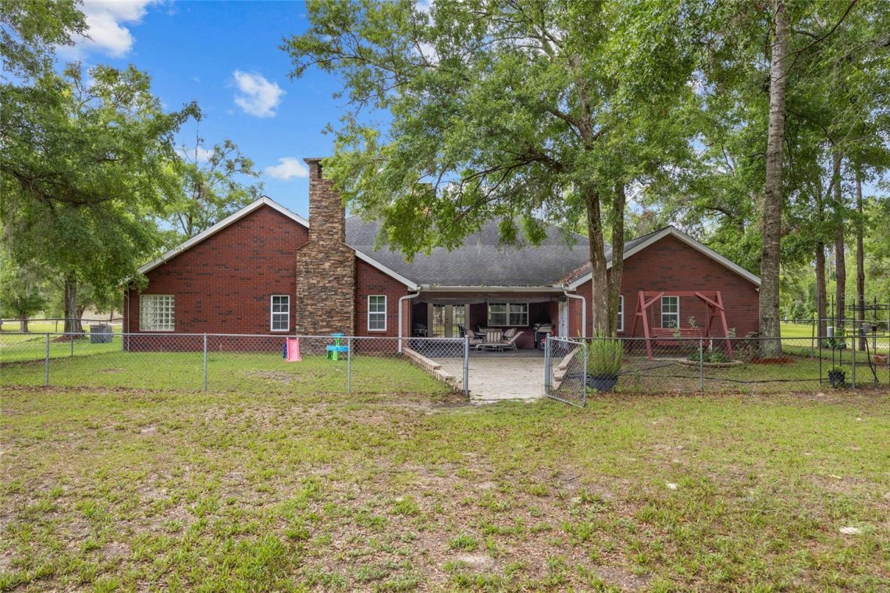 1827 SW Shiloh Street, Fort White, FL 32038 Photo