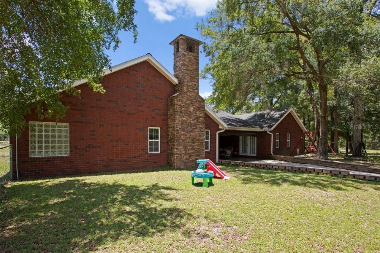 1827 SW Shiloh Street, Fort White, FL 32038 Photo