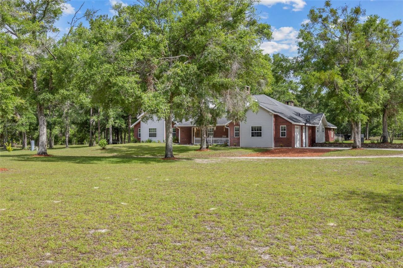 1827 SW Shiloh Street, Fort White, FL 32038 Photo