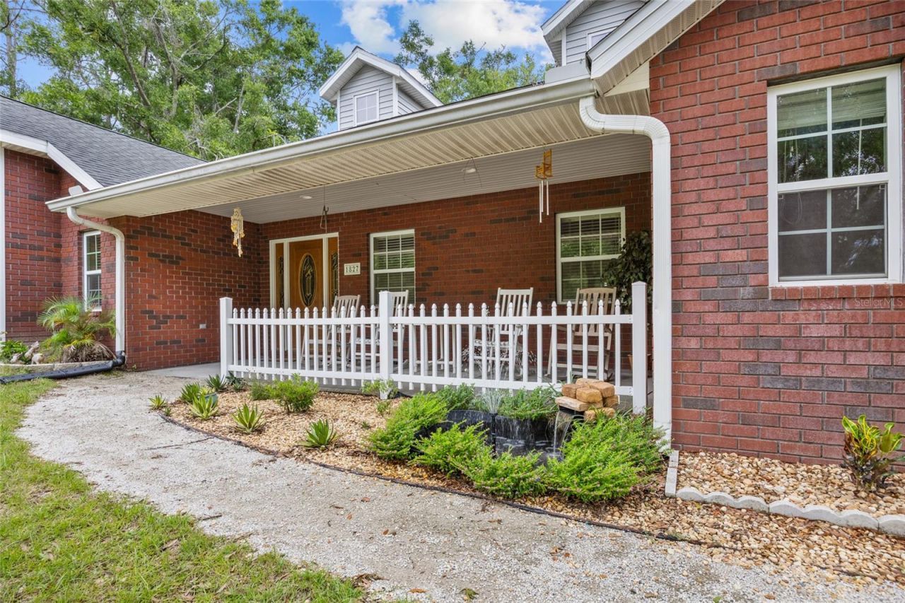 1827 SW Shiloh Street, Fort White, FL 32038 Photo