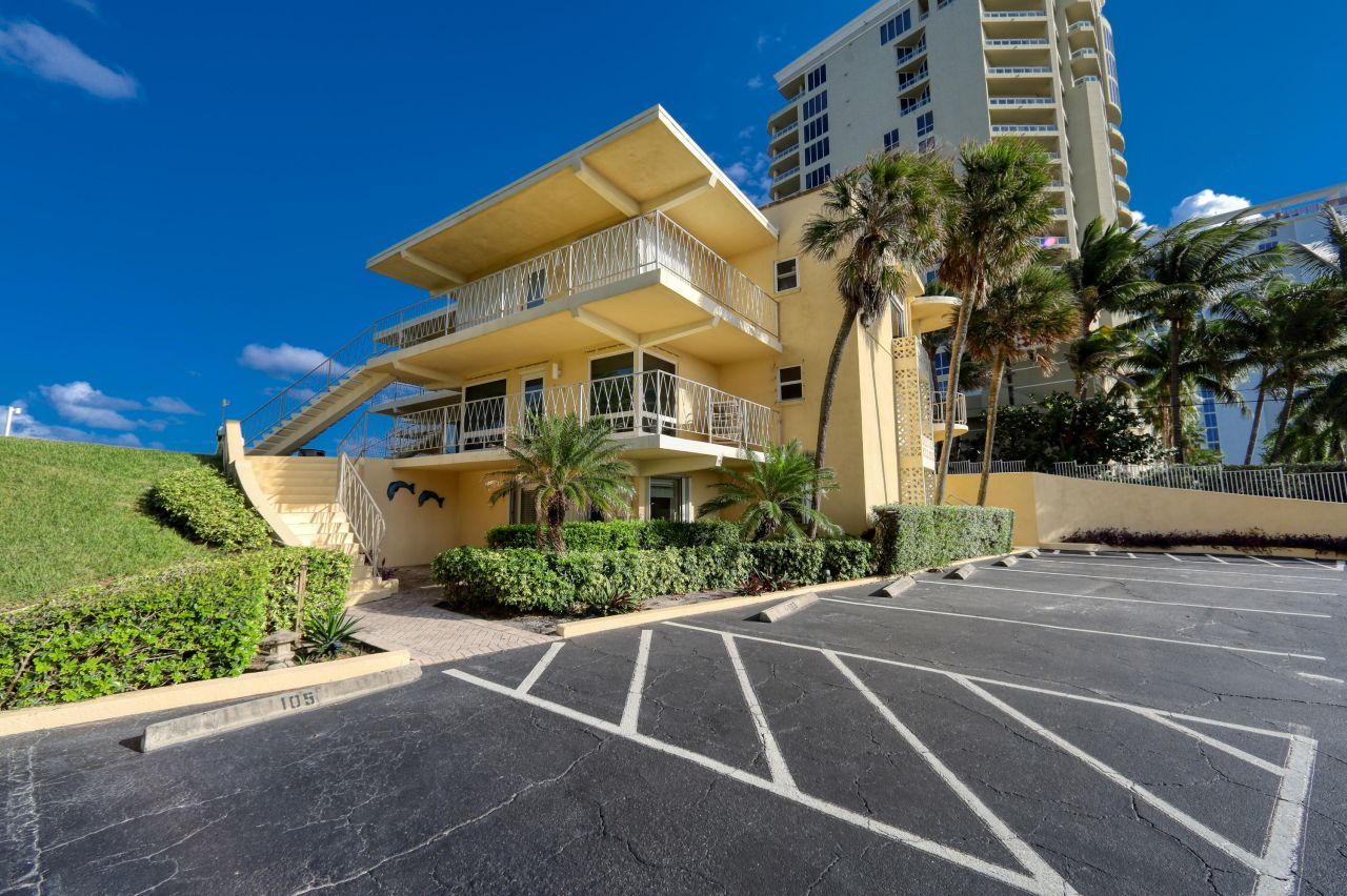 5060 N Ocean A Drive, Unit A, Riviera Beach, FL 33404 Photo
