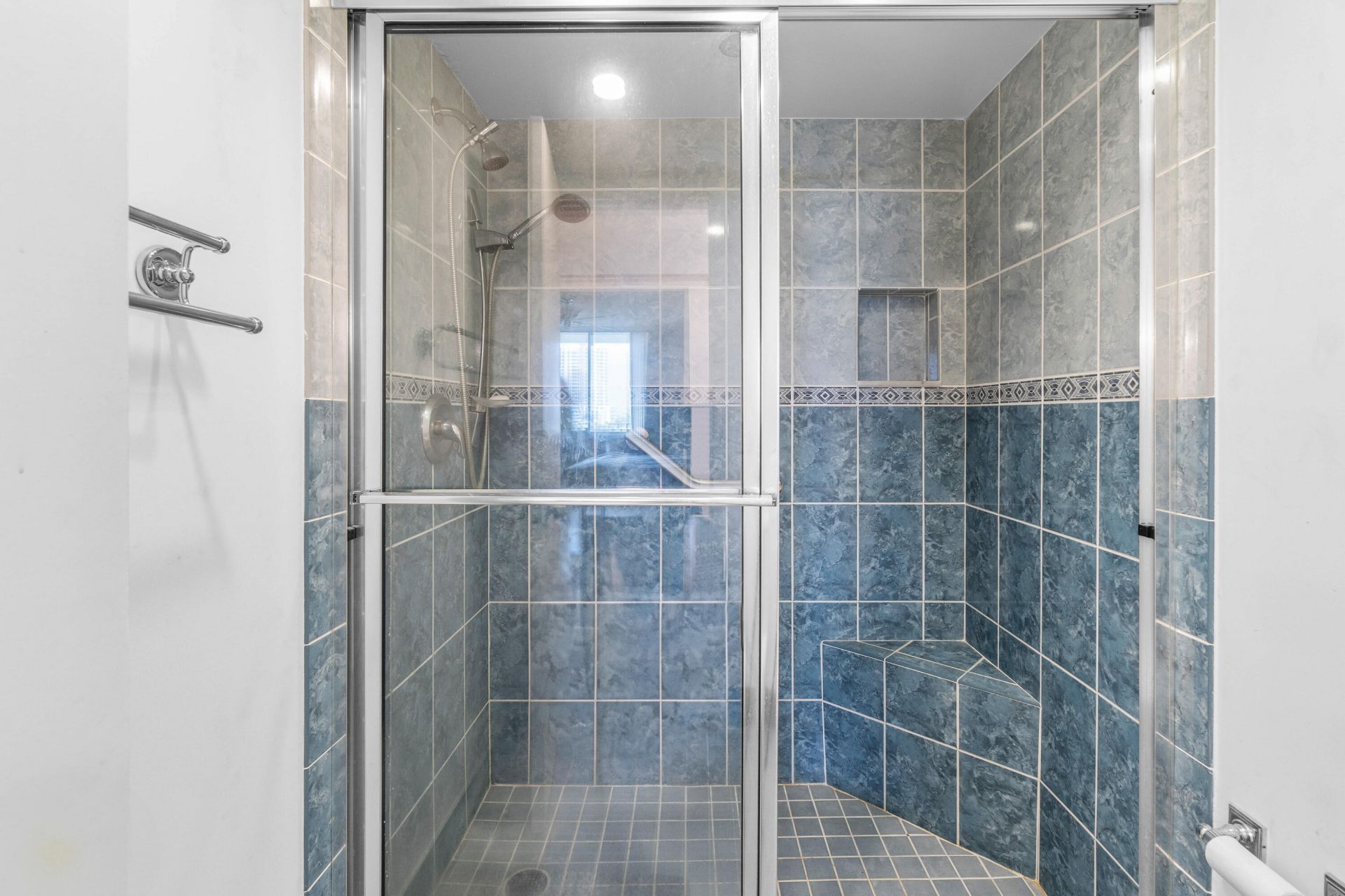 801 Lake Shore Drive, Unit 619, Lake Park, FL 33403 Photo