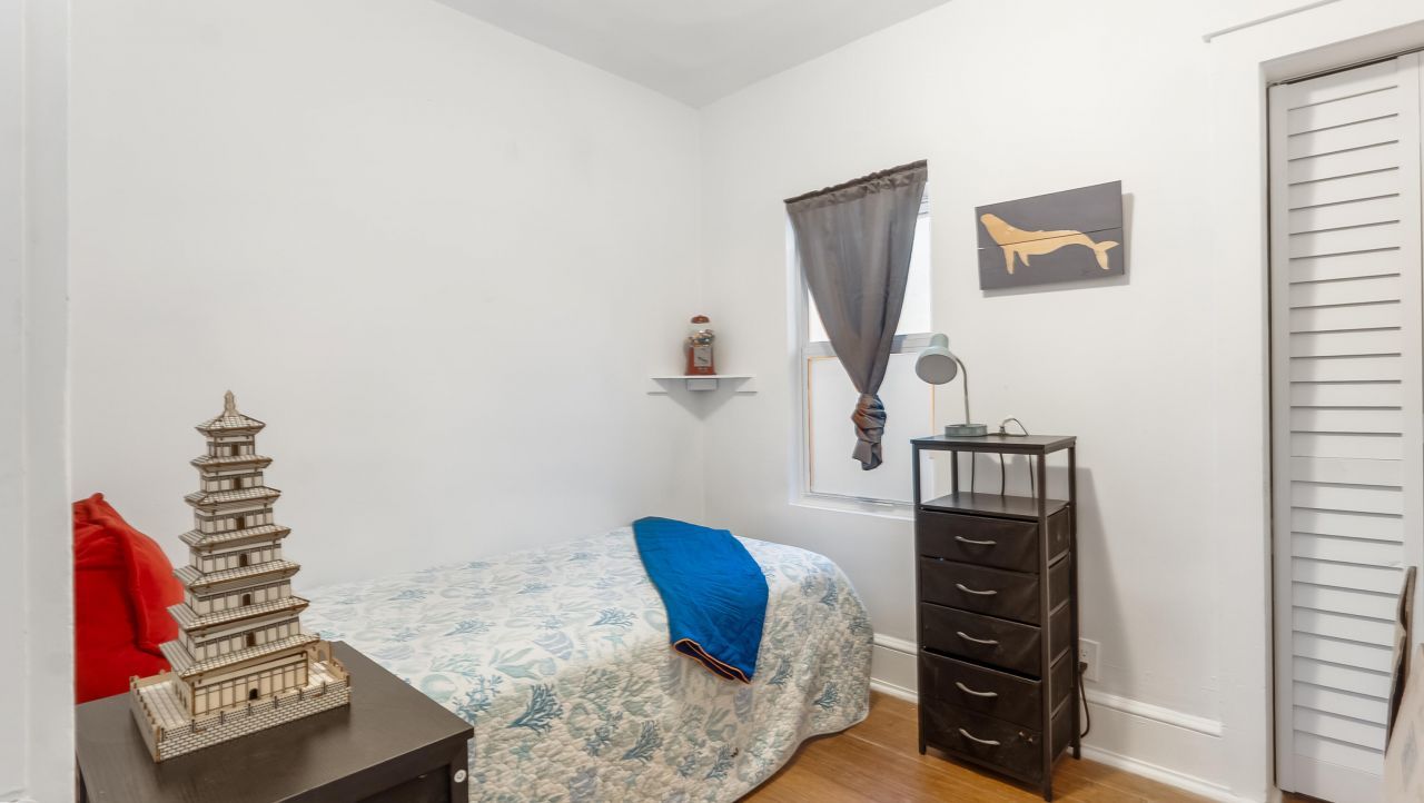 1738 Sunset Avenue, Lake Worth Beach, FL 33460 Photo