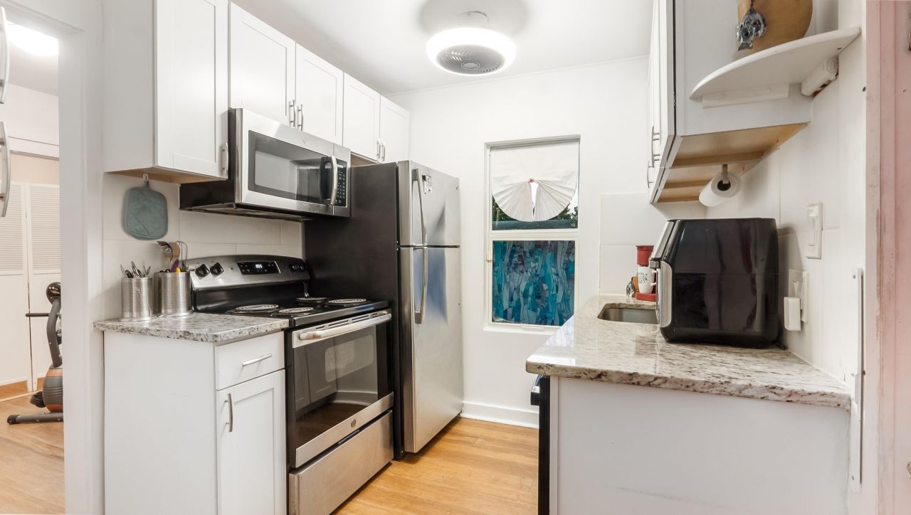 1738 Sunset Avenue, Lake Worth Beach, FL 33460 Photo