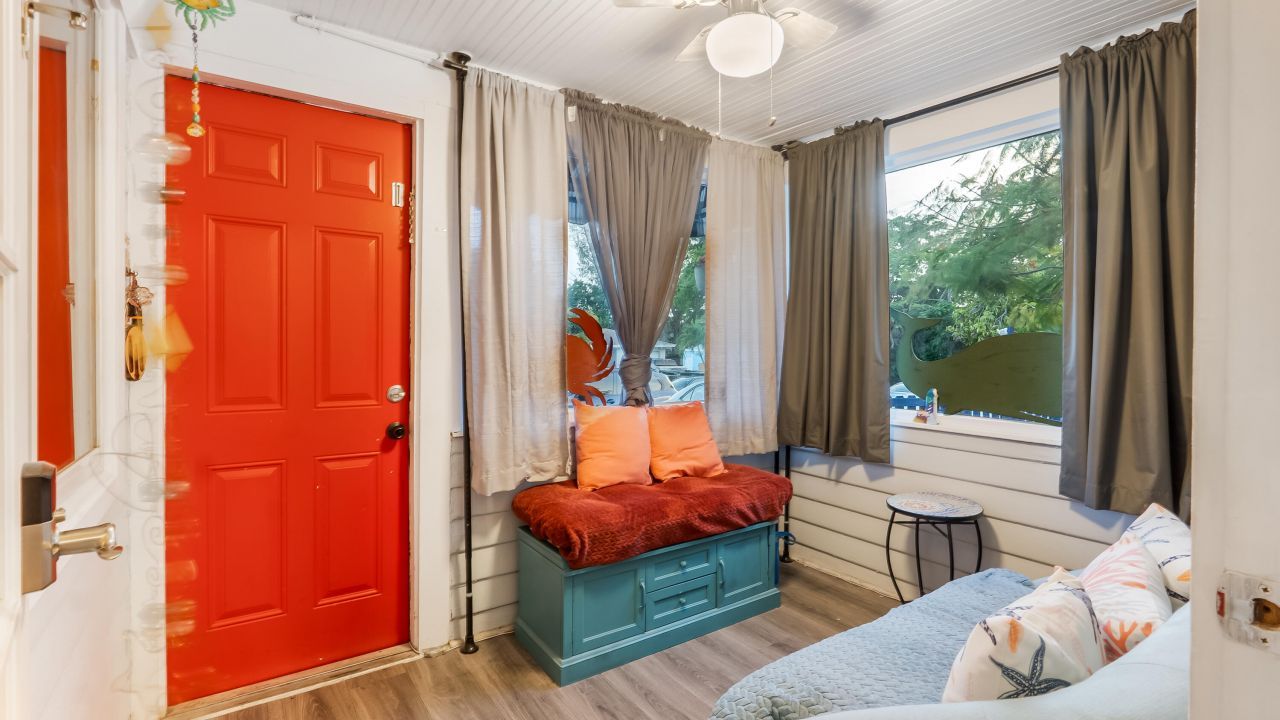 1738 Sunset Avenue, Lake Worth Beach, FL 33460 Photo