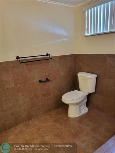 780 NE 199th Street, Unit E 101, Miami, FL 33179 Photo