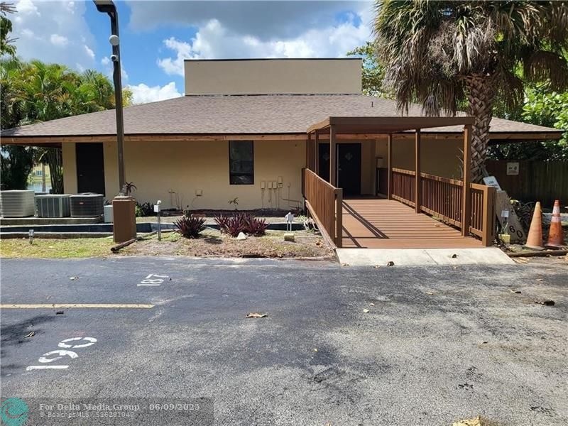 780 NE 199th Street, Unit E 101, Miami, FL 33179 Photo