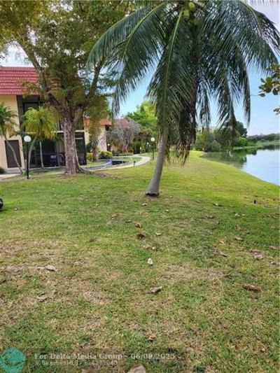 780 NE 199th Street, Unit E 101, Miami, FL 33179 Photo