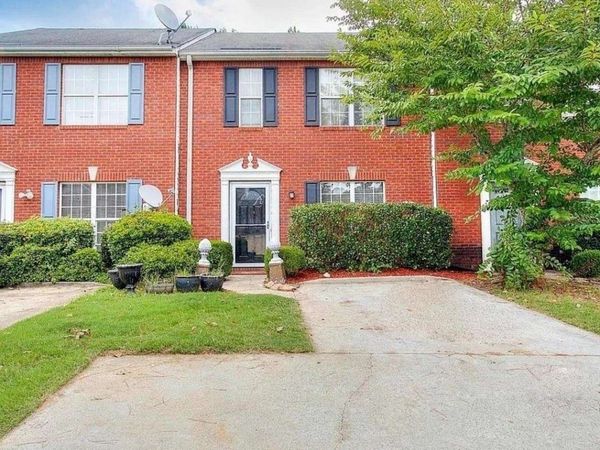 2289 Strathmoor Manor Drive, Lithonia, GA 30058