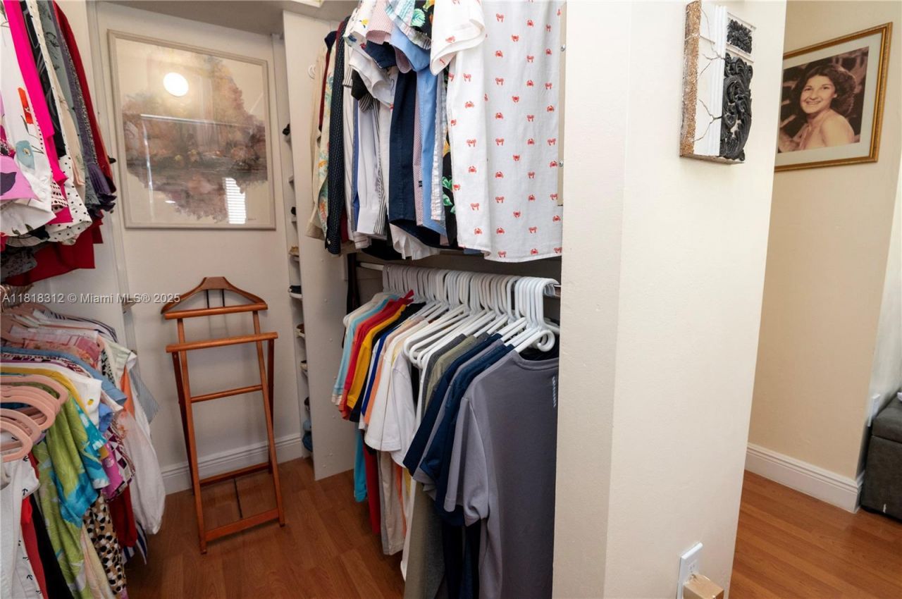 2375 W 74th St, Unit 106-6, Hialeah, FL 33016 Photo