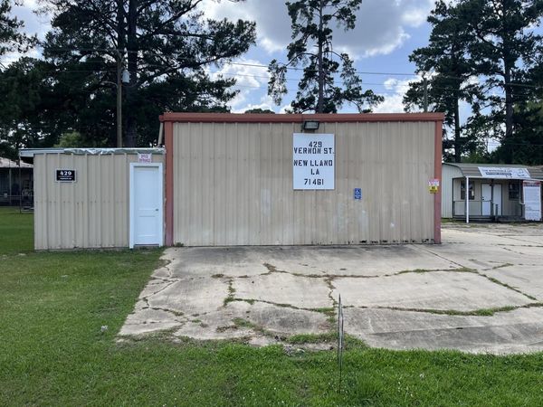 429 Vernon St, New Llano, LA 71461