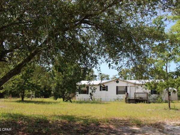 5929 Nichols Road, Bascom, FL 32423