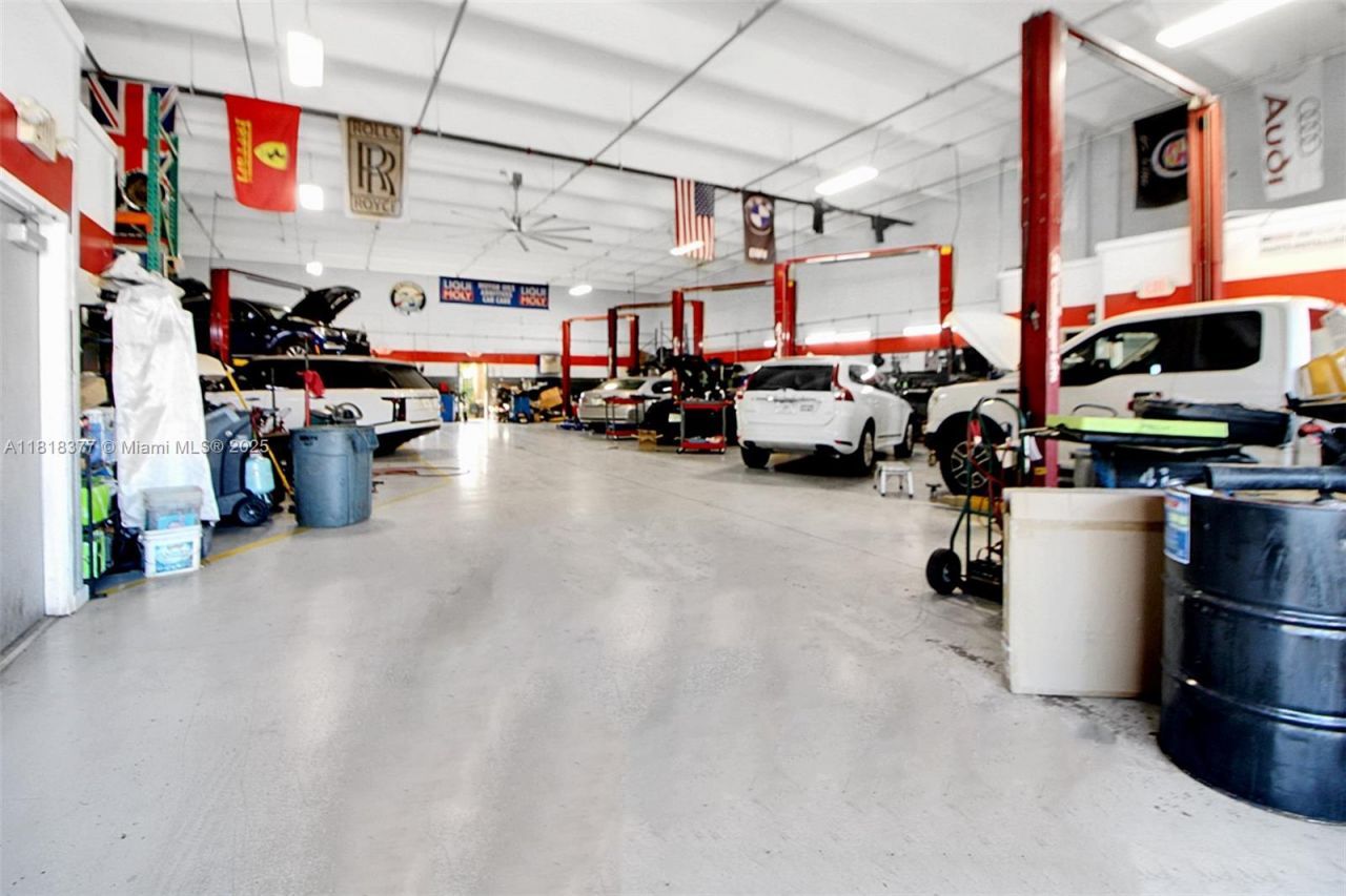 12600 SW 130th St, Unit 9-10, Miami, FL 33186 Photo